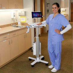 Ergotron® StyleView® SV10 Non-Powered Tablet Cart, White/Aluminum -Outlet Desks & Workstations Store sv10 1400 inuse2 1500x1000 1